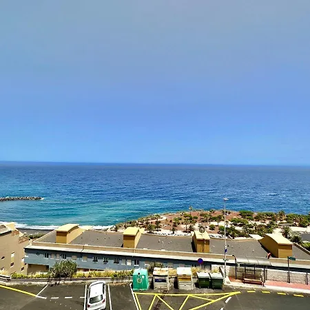 Views House Apartment