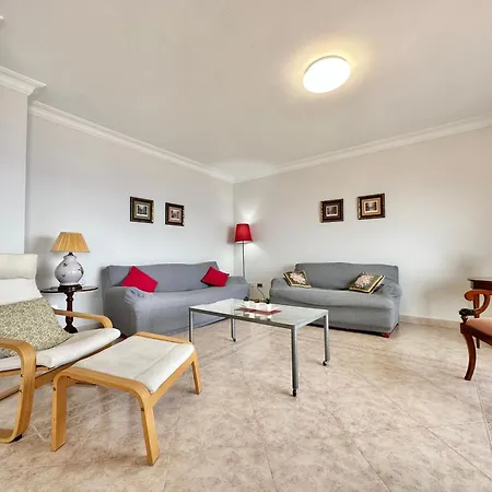 Views House Apartment