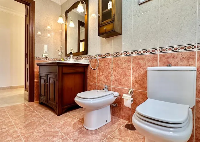 Views House Apartamento *