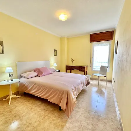 Views House شقة *