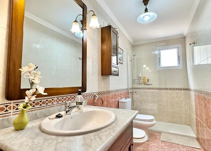 Views House Apartmán *