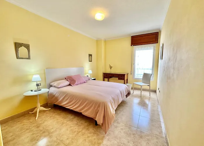 Views House Apartamento *